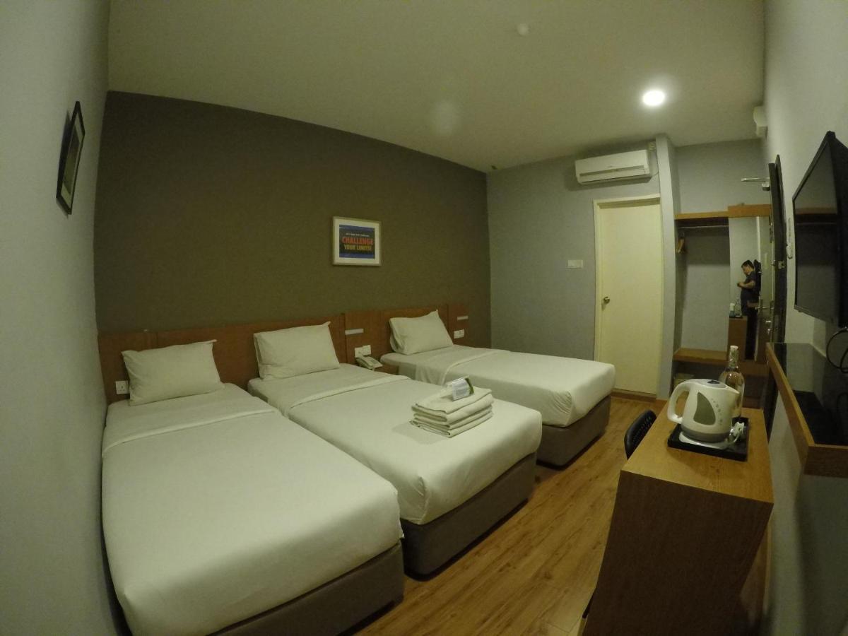 Hotel Zamburger Second Link Johor Bahru Dış mekan fotoğraf